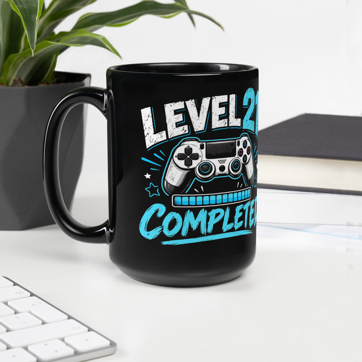 Level 21 Completed Black Birthday Mug
